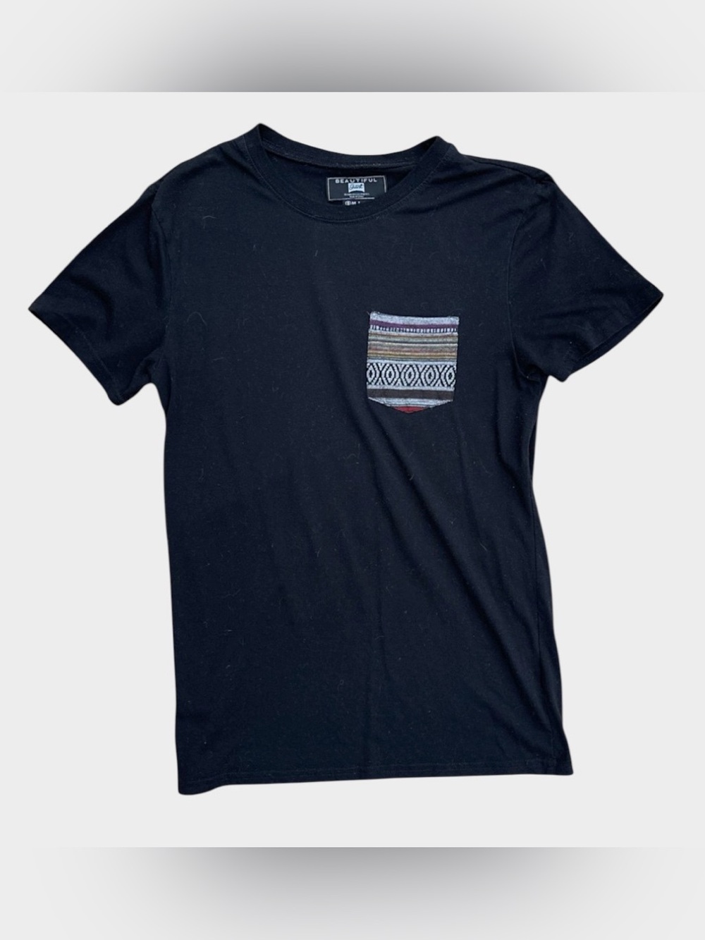 Beautiful Giant men’s Aztec shirt